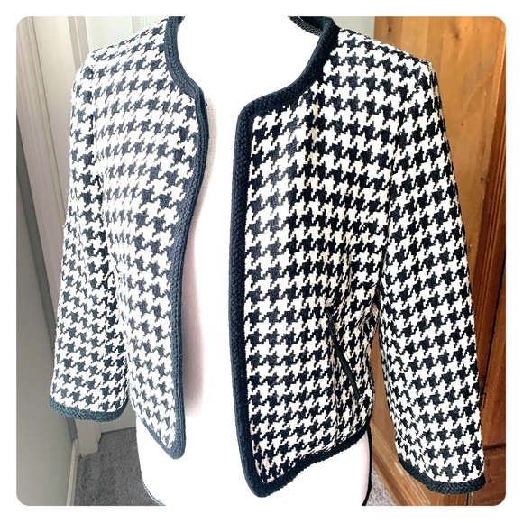 H&M Jackets & Blazers - Divided by H&M Houndstooth Blazer